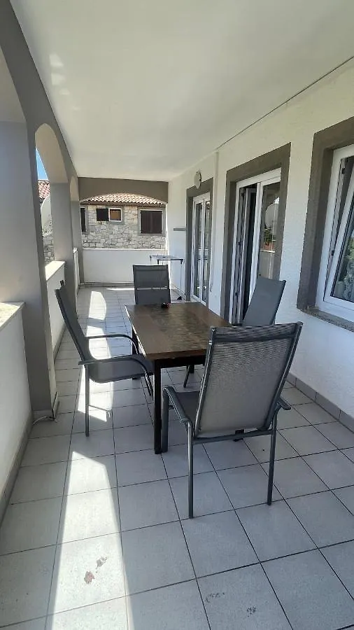Apartments & Zimmer Jasmine Funtana