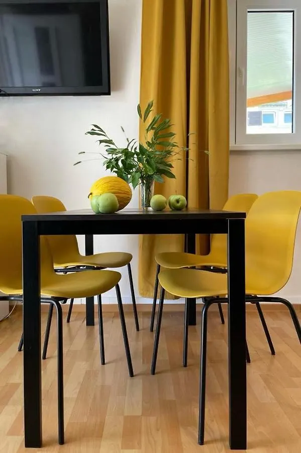 Apartments & Zimmer Jasmine Funtana Πανσιόν