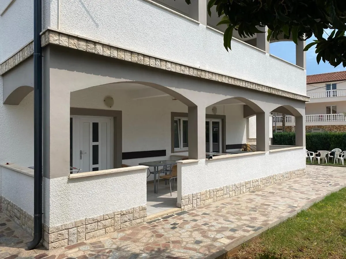 Apartments&Zimmer Jasmine Funtana