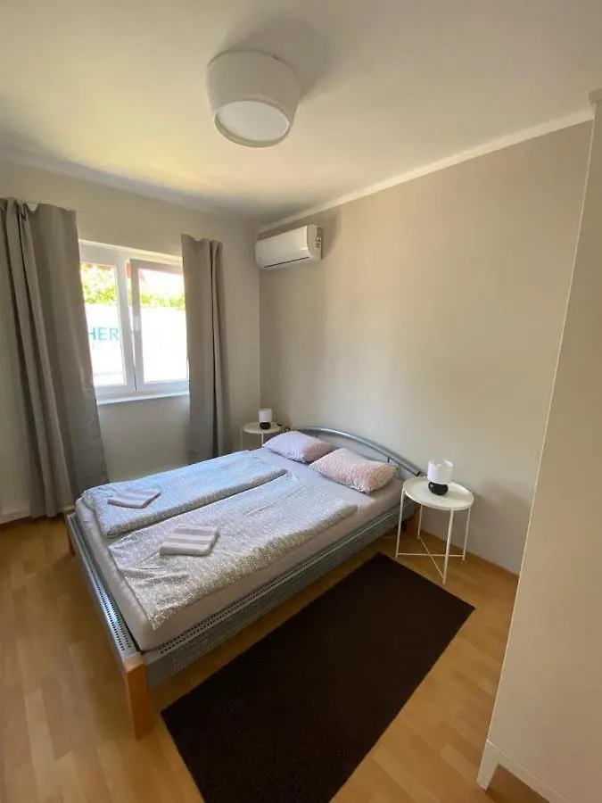 Apartments&Zimmer Jasmine Funtana Kroatien