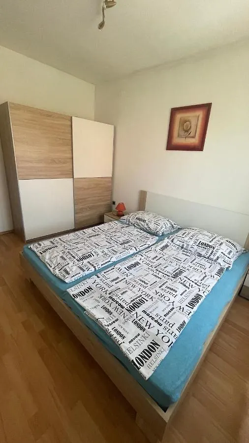 Apartments&Zimmer Jasmine Funtana Gasthof